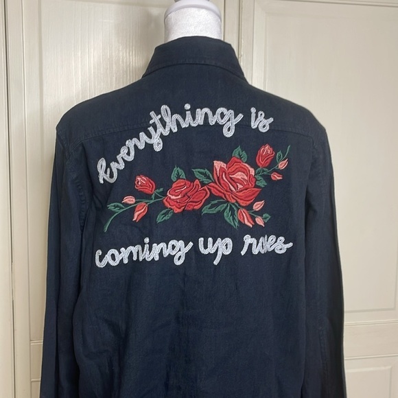 Rock&Roll Womens everything is coming up rose Embroidered Button Up Shirt Sz L - Picture 7 of 11